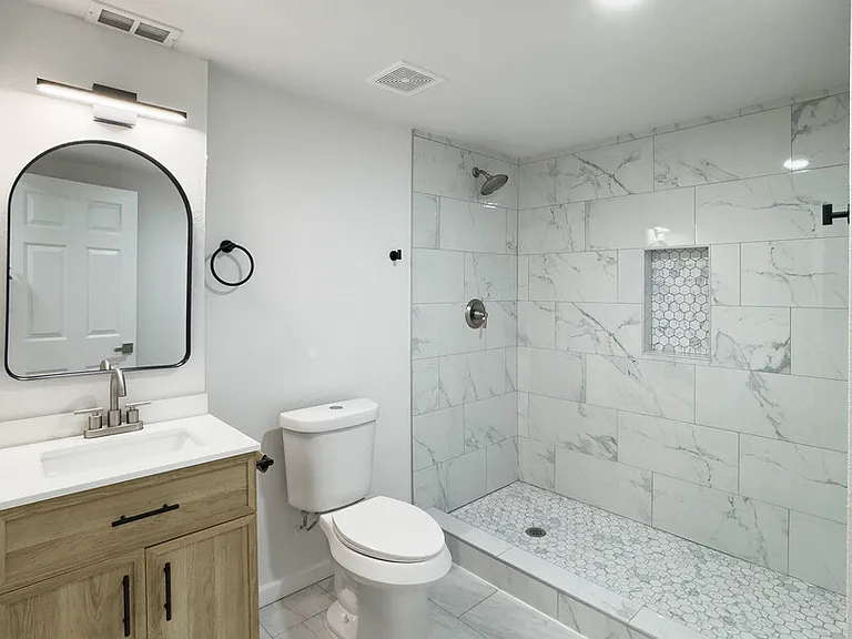 375 W Faust St — Photo 16