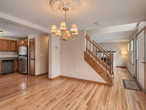 5th image of 78 Brittany Ln
