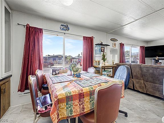 4th image of 3802 Pecan Ln