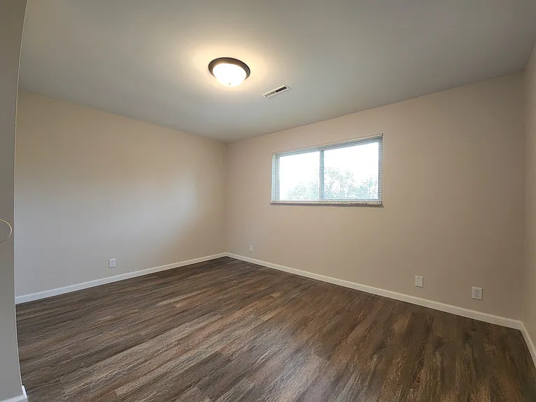 246 Hood St #10 — Photo 6