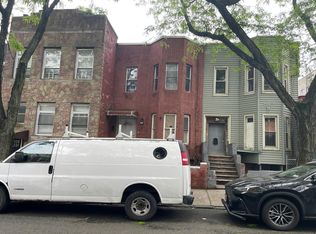 4 Jardine Pl, Brooklyn, NY 11233