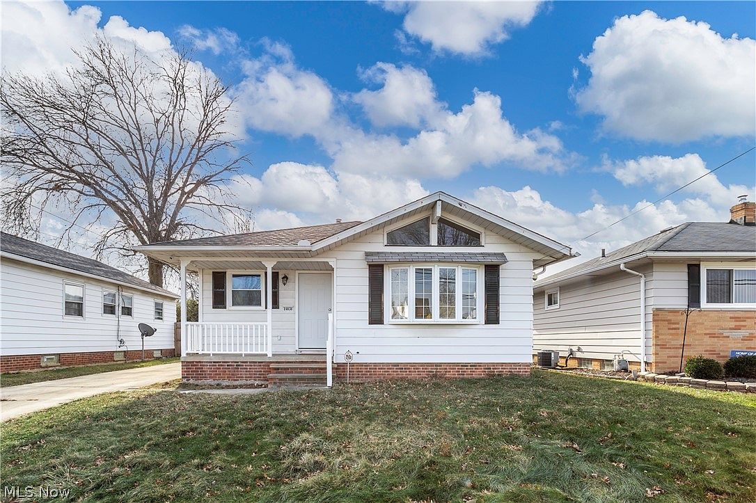 24830 Stephen Ave, Euclid, OH 44123 Zillow