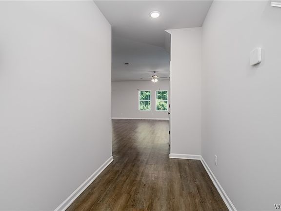 4th image of 12540 Waterbury Way