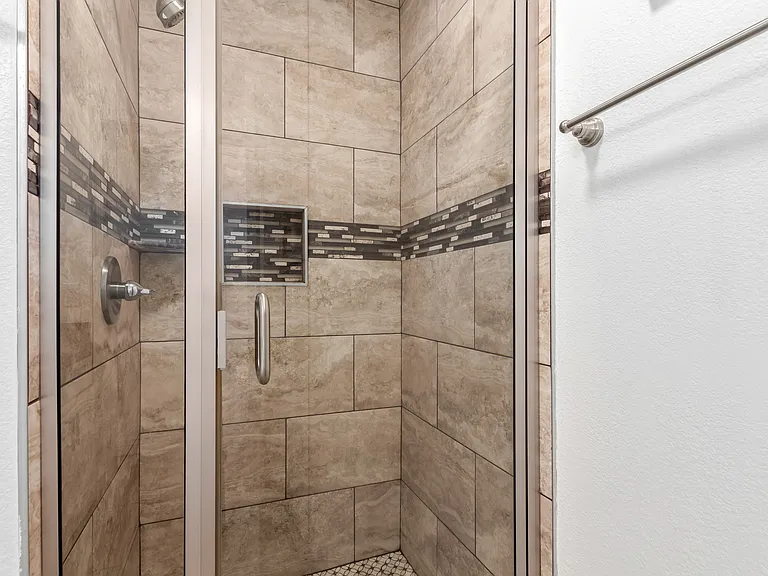3212 E Granada Rd — Photo 18