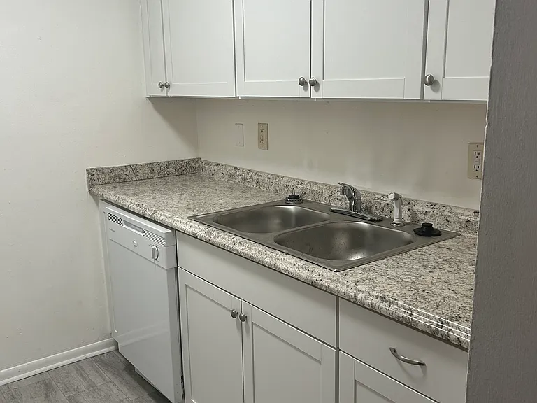 1342 Fair Ave #J — Photo 5