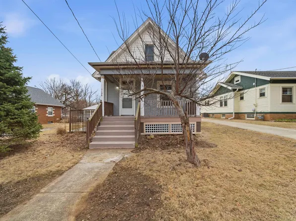 1126 W Gilbert Ave, Peoria, IL 61604