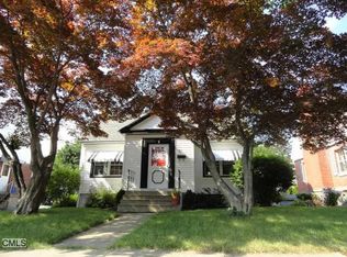 84 Seaside Ave, Bridgeport, CT 06605