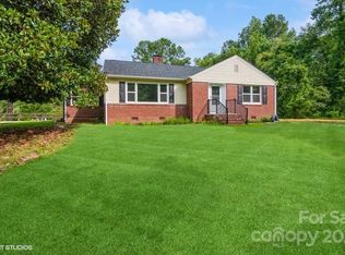 5638 Brooklyn Rd, Great Falls, SC 29055