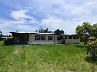121 Clearwater Pl, Polk City, FL 33868