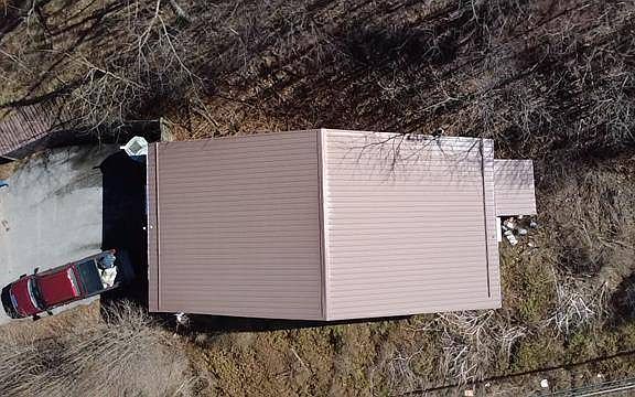 3rd image of 300 Mercer Mall Rd