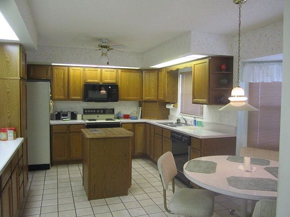 2nd image of 24 Birchfield Pl