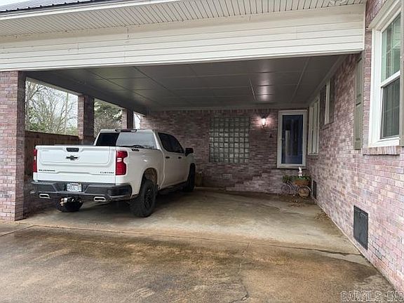 5th image of 1100 S Buerkle St