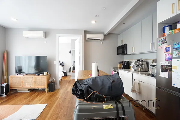 Rented by Rennit Inc. | media 31