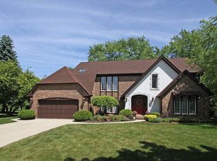1025 S Chestnut Ave, Arlington Heights, IL 60005