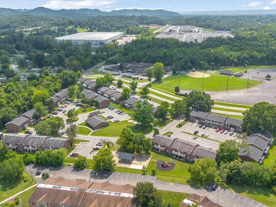 Country Place Apartments