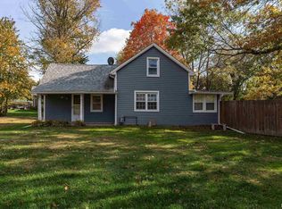 711 E 19th Ave, Coal Valley, IL 61240