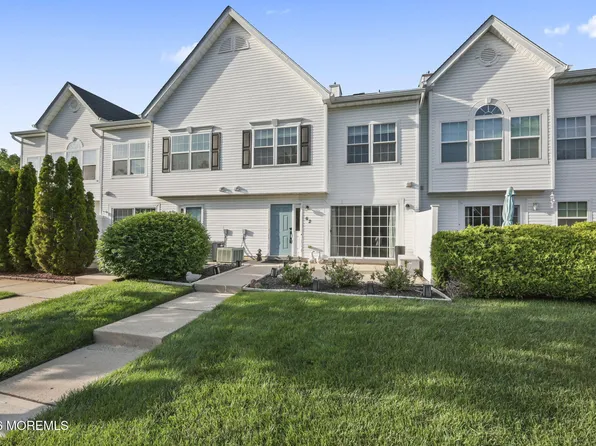62 Dover Court, Tinton Falls, NJ 07753