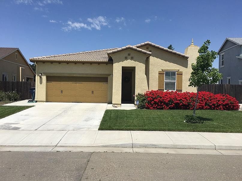 1st image of 857 Sentinel Dr
