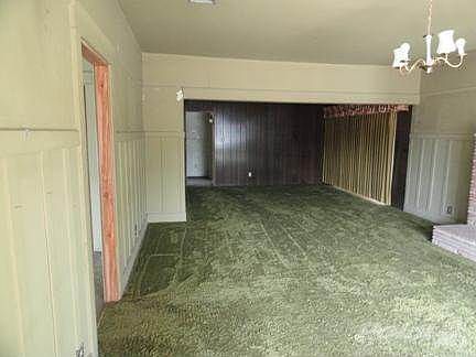 5th image of 642 W Orange Ave