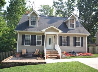 1041 Robbins St, Asheboro, NC 27203