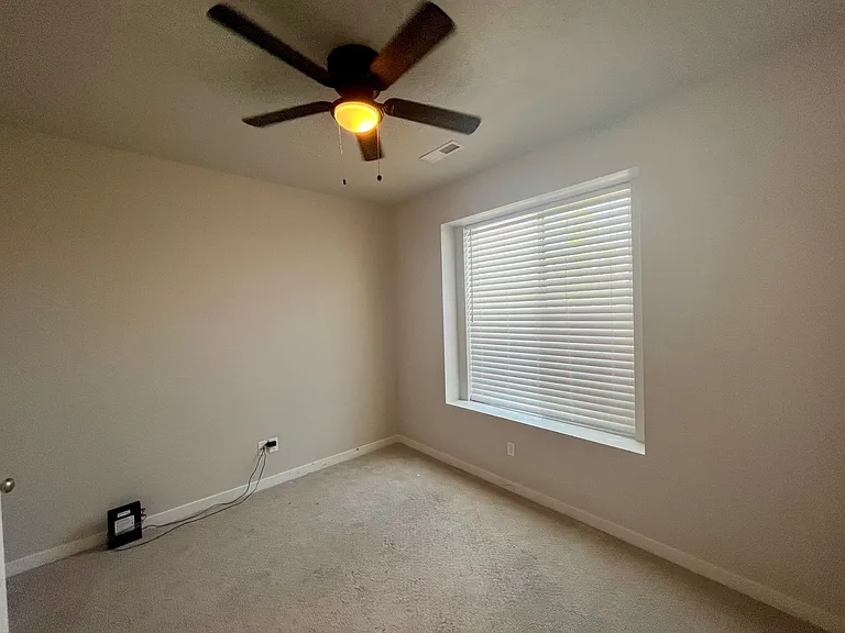 1209 W Davenport St — Photo 13