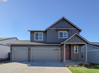 16633 SE Multnomah Falls Dr, Happy Valley, OR 97086