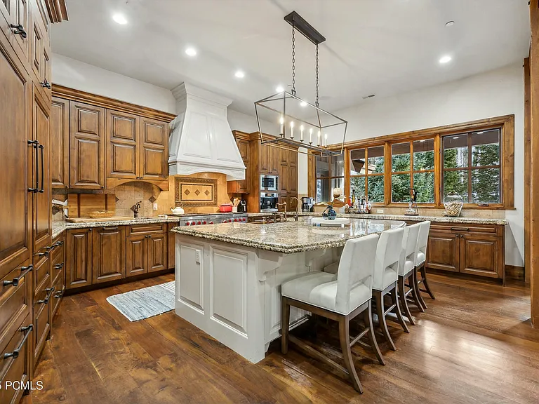 2520 Bear Hollow Dr — Photo 15