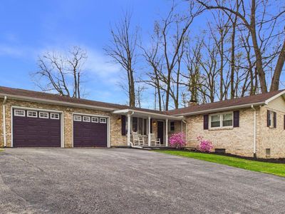 6105 Eyster Ave, Spring Grove, PA, 17362