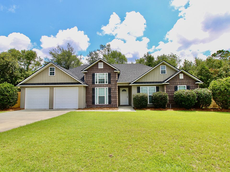 1st image of 60 Palmetto Pines Cir
