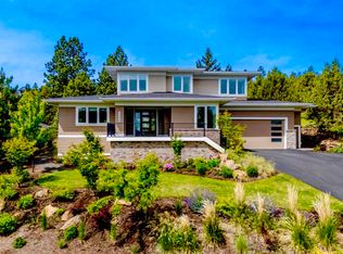 3304 NW Fairway Heights Dr, Bend, OR 97703