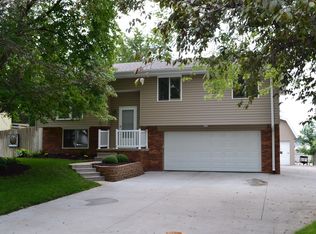 2607 Ponderosa Dr, Bellevue, NE 68123