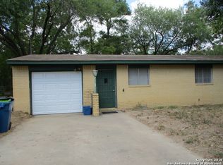 214 North St, Pleasanton, TX 78064