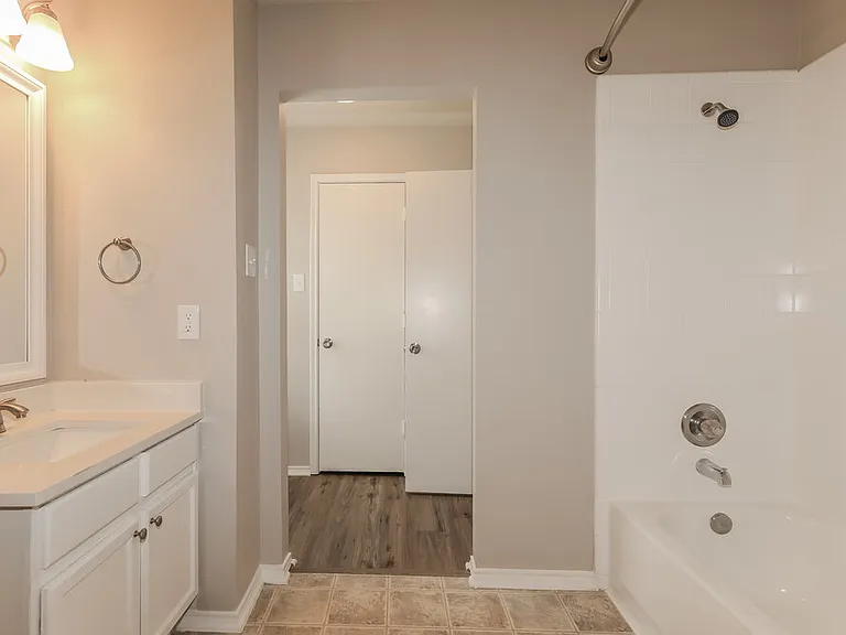 21118 Bridgemeadows Ln — Photo 15