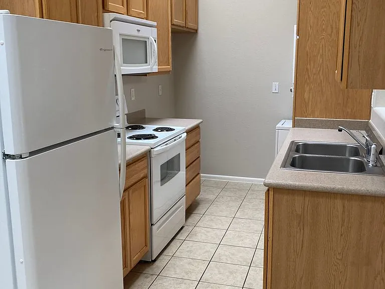 S-1044 Sedona Canyon Apartments — Photo 4