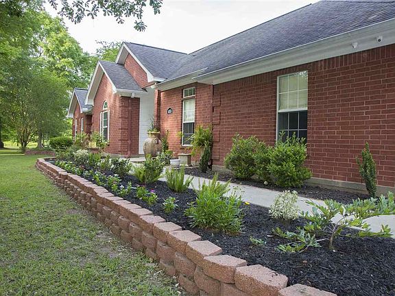 2nd image of 4855 Sandalwood Dr