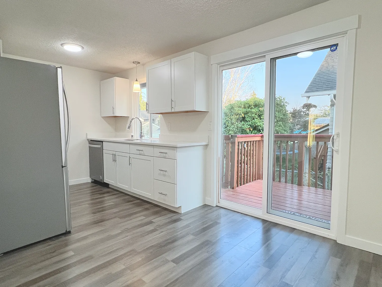2 bed, 750 sqft, $1,840 — Photo 1