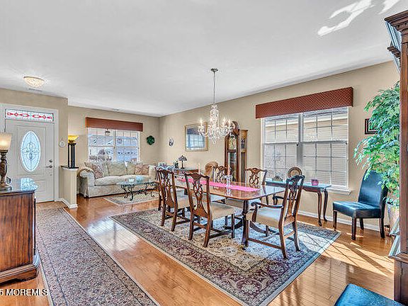 4th image of 5 Marlow Drive