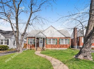 8911 Shawnee Ln, Saint Louis, MO