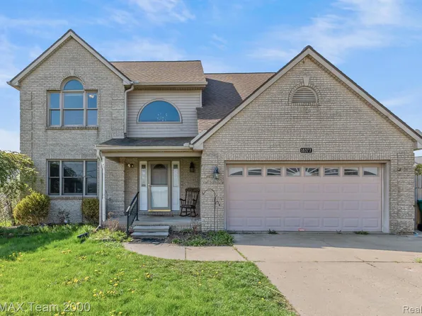 18377 Huron River Dr, Brownstown, MI 48173