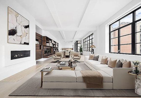 3rd image of 404 Park Ave S APT 17A
