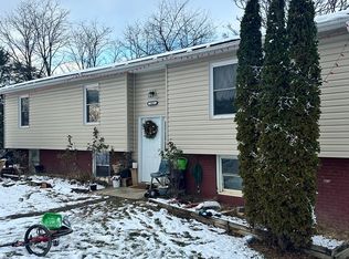 541 View Mountain Cir APT 2, Penn Laird, VA 22846