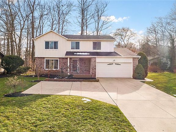 2nd image of 31560 Crabtree Ln