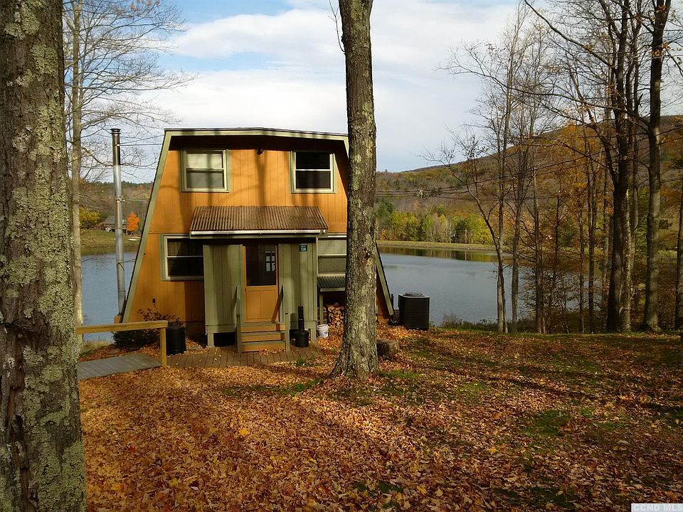 1st image of 134 Pine Ln