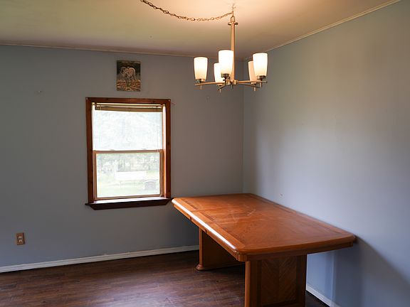 5th image of 1741 Chasm Rd