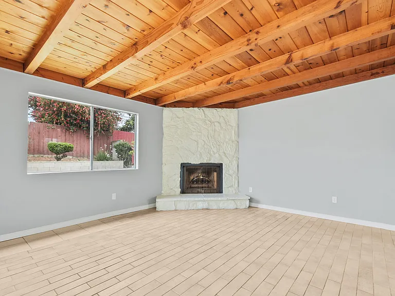 3717 Arruza St — Photo 10