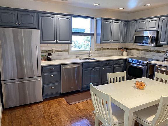 5th image of 21 Columbus Ave
