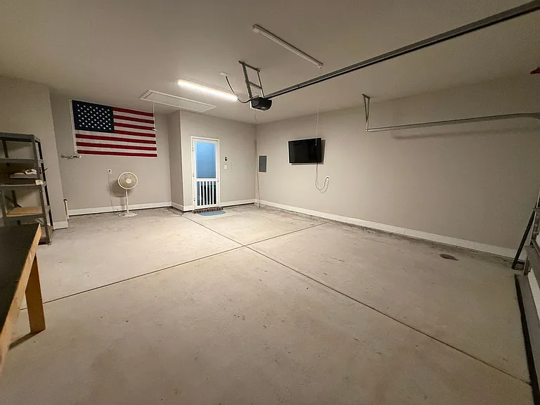 6510 Suwanee Rd — Photo 14