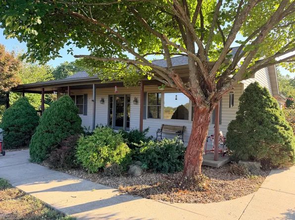 184 E 334th Road, Humansville, MO 65674