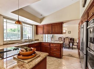 11385 Foster Rd, Los Alamitos, CA 90720