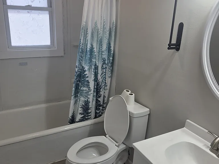 151 Ray St #1 — Photo 4